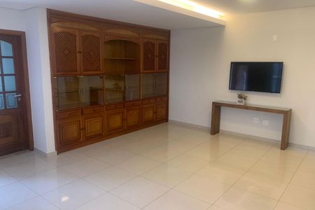 Sala de casa para alugar com 3 quartos, 200m² em Boqueirão, Santos