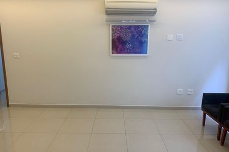 Casa para alugar com 200m², 3 quartos e 2 vagasSala