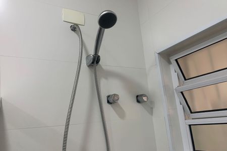 Casa para alugar com 200m², 3 quartos e 2 vagasBanheiro