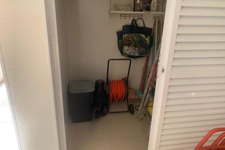 Casa para alugar com 200m², 3 quartos e 2 vagasQuintal