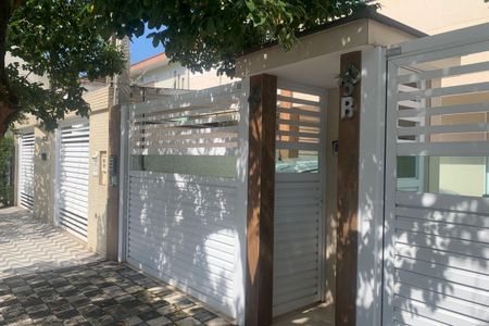 Casa para alugar com 200m², 3 quartos e 2 vagasFachada