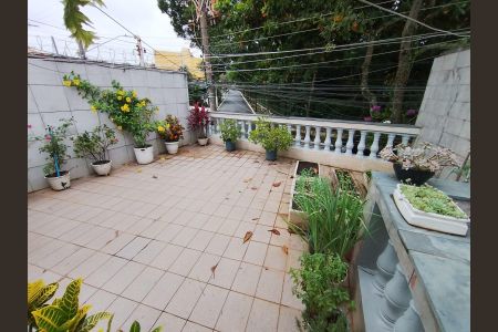 Área externa de casa à venda com 2 quartos, 300m² em Vila Maria Alta, São Paulo