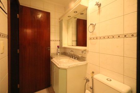 Apartamento à venda com 109m², 2 quartos e 2 vagasBanheiro da Suíte