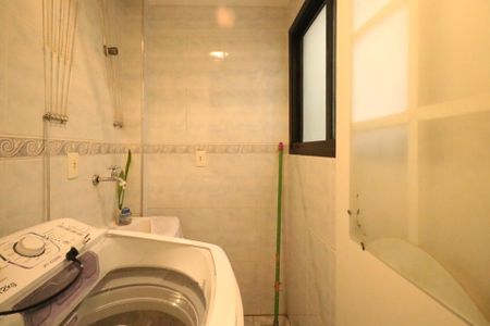 Apartamento à venda com 109m², 2 quartos e 2 vagasÁrea de Serviço