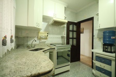 Apartamento à venda com 109m², 2 quartos e 2 vagasCozinha