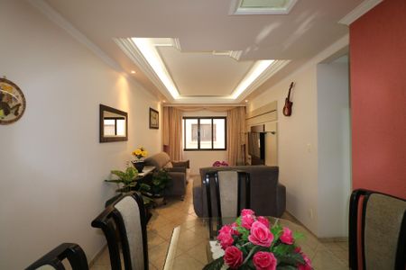 Apartamento à venda com 109m², 2 quartos e 2 vagasSala