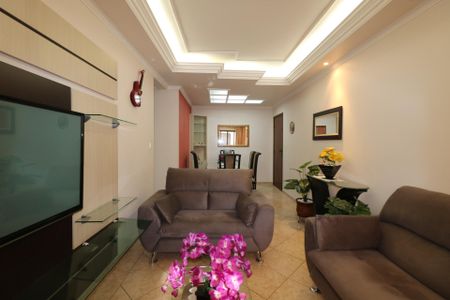 Apartamento à venda com 109m², 2 quartos e 2 vagasSala