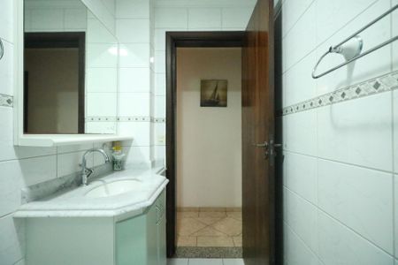 Apartamento à venda com 109m², 2 quartos e 2 vagasBanheiro