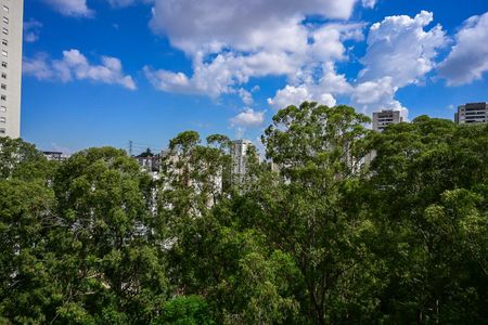 Apartamento à venda com 88m², 2 quartos e 2 vagasVista da Suíte 2