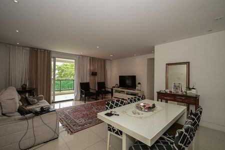 Apartamento à venda com 88m², 2 quartos e 2 vagasSala
