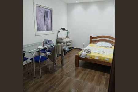 Casa para alugar com 300m², 3 quartos e 4 vagasQuarto