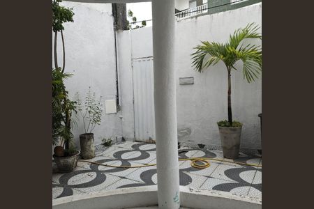 Casa para alugar com 300m², 3 quartos e 4 vagasEntrada