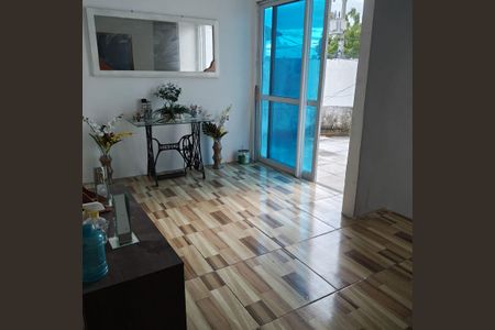 Casa para alugar com 300m², 3 quartos e 4 vagasEntrada