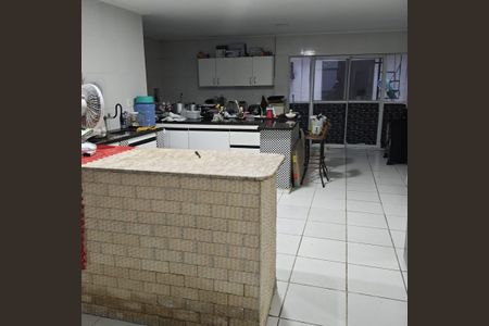 Casa para alugar com 300m², 3 quartos e 4 vagasCozinha