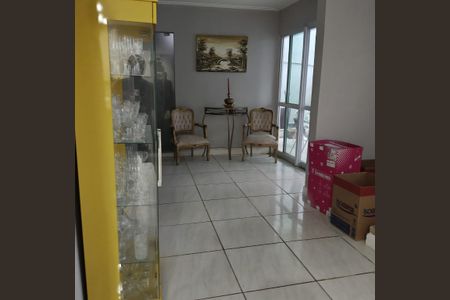 Casa para alugar com 300m², 3 quartos e 4 vagasSala