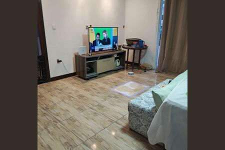 Casa para alugar com 300m², 3 quartos e 4 vagasSala