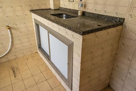 Apartamento para alugar com 2 quartos, 55m² em Campo Grande, Rio de Janeiro