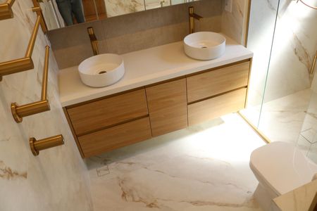 Apartamento para alugar com 135m², 3 quartos e 2 vagasBanheiro 1