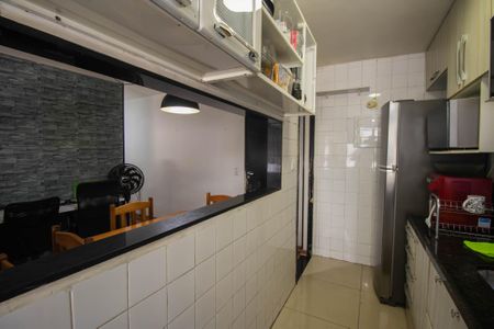 Apartamento para alugar com 82m², 2 quartos e 1 vagaCozinha e Área de Serviço