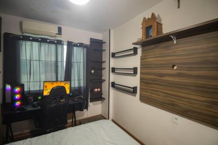 Quarto 2 de apartamento para alugar com 2 quartos, 82m² em Brasilândia, São Gonçalo