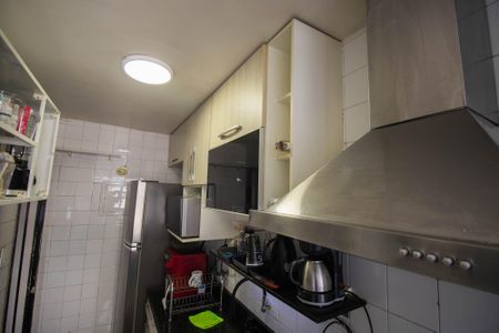 Apartamento para alugar com 82m², 2 quartos e 1 vagaCozinha e Área de Serviço