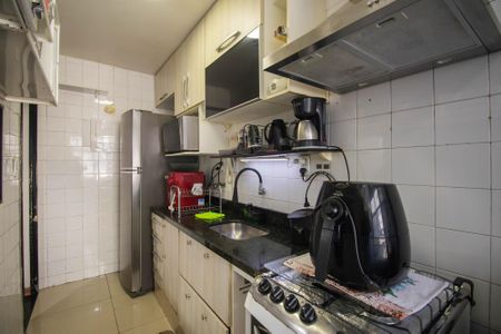 Apartamento para alugar com 82m², 2 quartos e 1 vagaCozinha e Área de Serviço