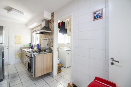 Apartamento à venda com 141m², 3 quartos e 2 vagasCozinha