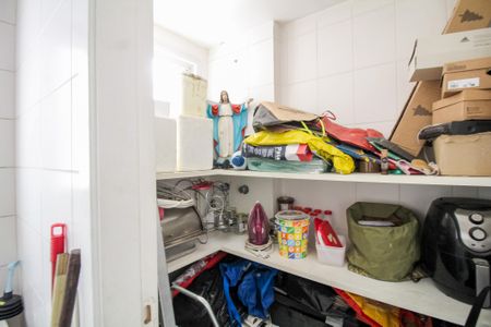 Apartamento à venda com 141m², 3 quartos e 2 vagasLavanderia - Despensa