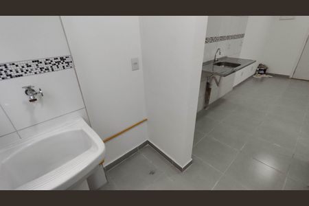 Apartamento para alugar com 43m², 2 quartos e sem vaga Apartamento para alugar com 43m², 2 quartos e sem vagaCozinha e Área de Serviço