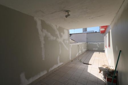Casa à venda com 88m², 2 quartos e 2 vagas Casa à venda com 88m², 2 quartos e 2 vagasQuintal