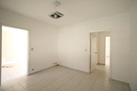 Casa à venda com 88m², 2 quartos e 2 vagas Casa à venda com 88m², 2 quartos e 2 vagasSala