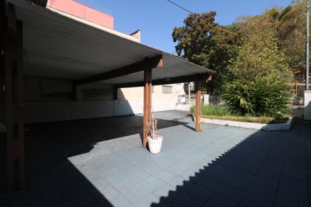 Casa à venda com 88m², 2 quartos e 2 vagas Casa à venda com 88m², 2 quartos e 2 vagasQuintal e Garagem