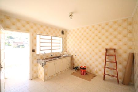 Casa à venda com 88m², 2 quartos e 2 vagas Casa à venda com 88m², 2 quartos e 2 vagasCozinha