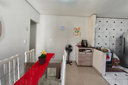 Casa à venda com 90m², 2 quartos e 4 vagasSala de Jantar