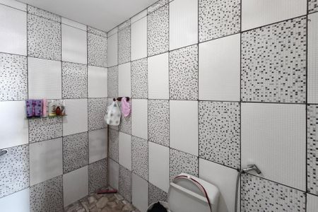 Casa à venda com 90m², 2 quartos e 4 vagasBanheiro