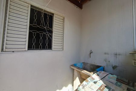 Casa à venda com 90m², 2 quartos e 4 vagasÁrea de Serviço