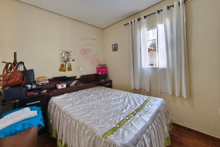 Casa à venda com 90m², 2 quartos e 4 vagasQuarto 1