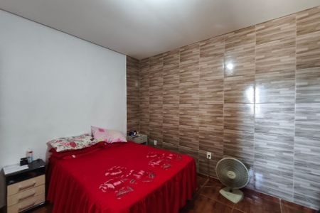 Casa à venda com 90m², 2 quartos e 4 vagasQuarto 2