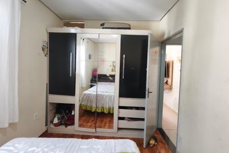 Casa à venda com 90m², 2 quartos e 4 vagasQuarto 1