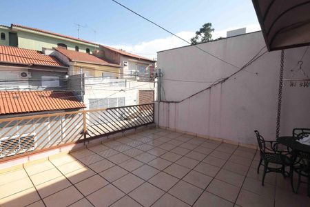 Casa à venda com 180m², 3 quartos e 2 vagasVaranda