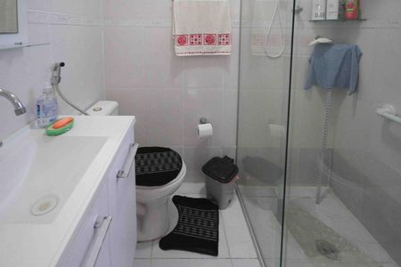 Casa à venda com 180m², 3 quartos e 2 vagasBanheiro da Suite