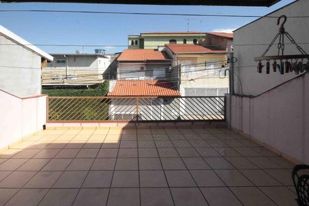 Casa à venda com 180m², 3 quartos e 2 vagasVaranda