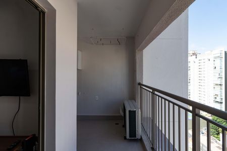 Apartamento para alugar com 45m², 2 quartos e sem vagaVaranda