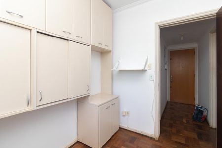 Apartamento para alugar com 195m², 3 quartos e 1 vagaQuarto de Serviço