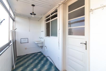 Apartamento para alugar com 195m², 3 quartos e 1 vagaÁrea de Serviço