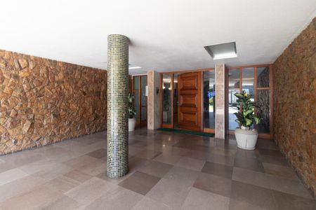 Apartamento para alugar com 195m², 3 quartos e 1 vagaEntrada