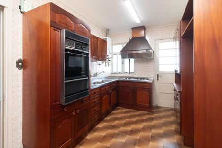 Apartamento para alugar com 195m², 3 quartos e 1 vagaCozinha