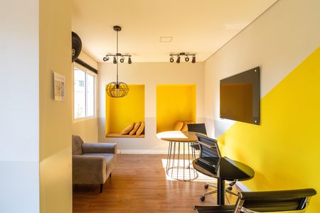 Apartamento para alugar com 36m², 2 quartos e sem vaga Apartamento para alugar com 36m², 2 quartos e sem vagaÁrea comum - Home Office