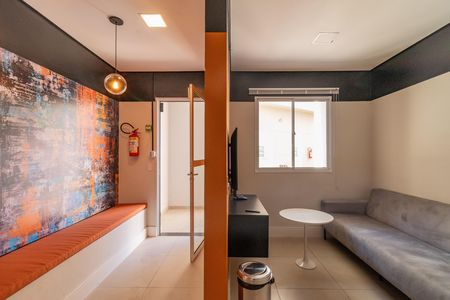 Apartamento para alugar com 36m², 2 quartos e sem vaga Apartamento para alugar com 36m², 2 quartos e sem vagaÁrea comum - Salão de Jogos