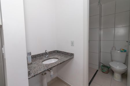 Apartamento para alugar com 36m², 2 quartos e sem vaga Apartamento para alugar com 36m², 2 quartos e sem vagaBanheiro